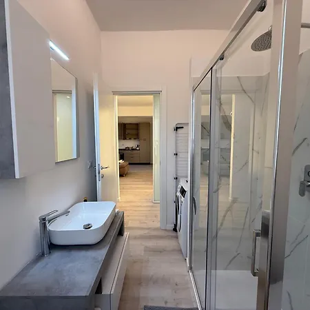 דירה Modern & Chic, 3 Bedrooms, 2 Baths And Balcony ברגמו